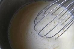 На каком масле жарить блины: особенности, советы по приготовлению Рецепт блинов со сливочным маслом в тесте